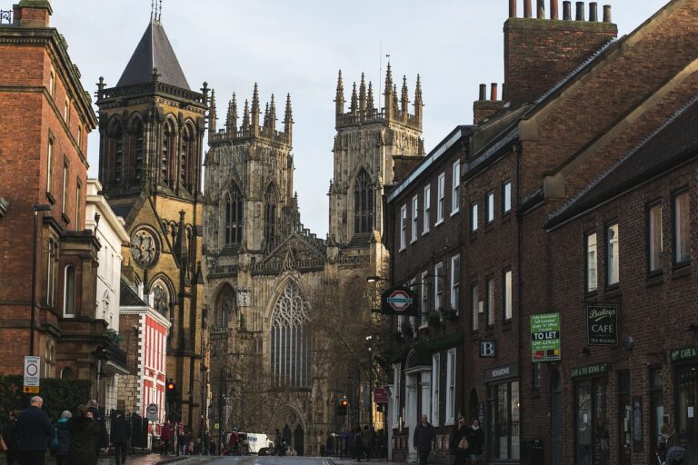York from London – Ultimate Travel Guide