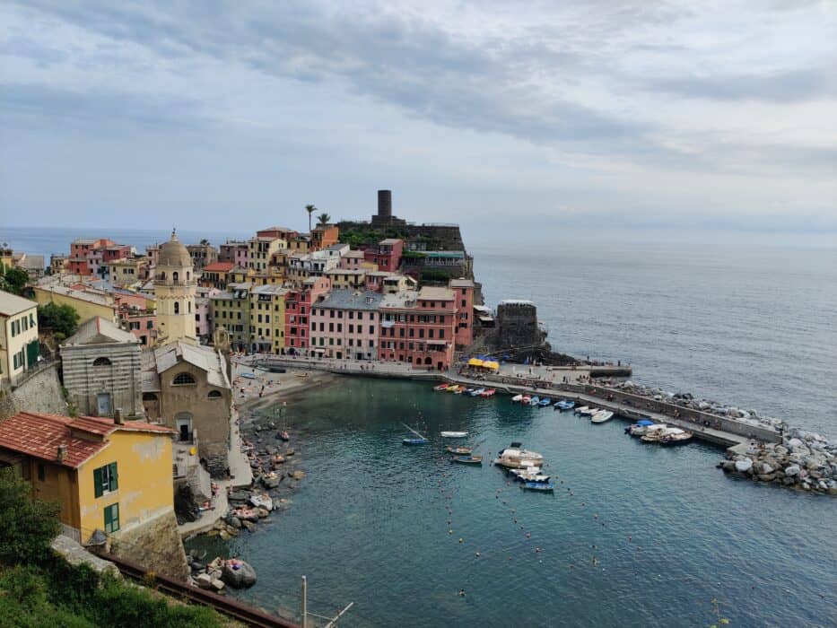 Monterosso to Vernazza Hike